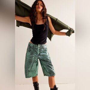 We The Free Extreme Measures Metallic Barrel Shorts size 24‎ NWT